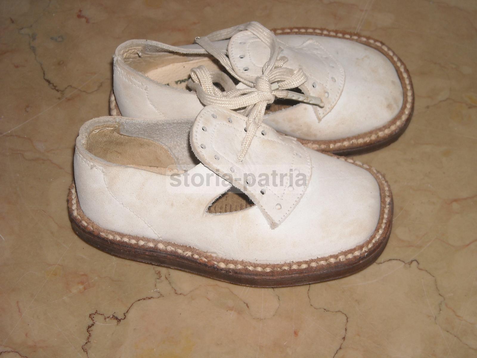 Abbigliamento Per Bambole O Bambolotti, Scarpine Da Collezione, Vintage, Utilissime immagine 7