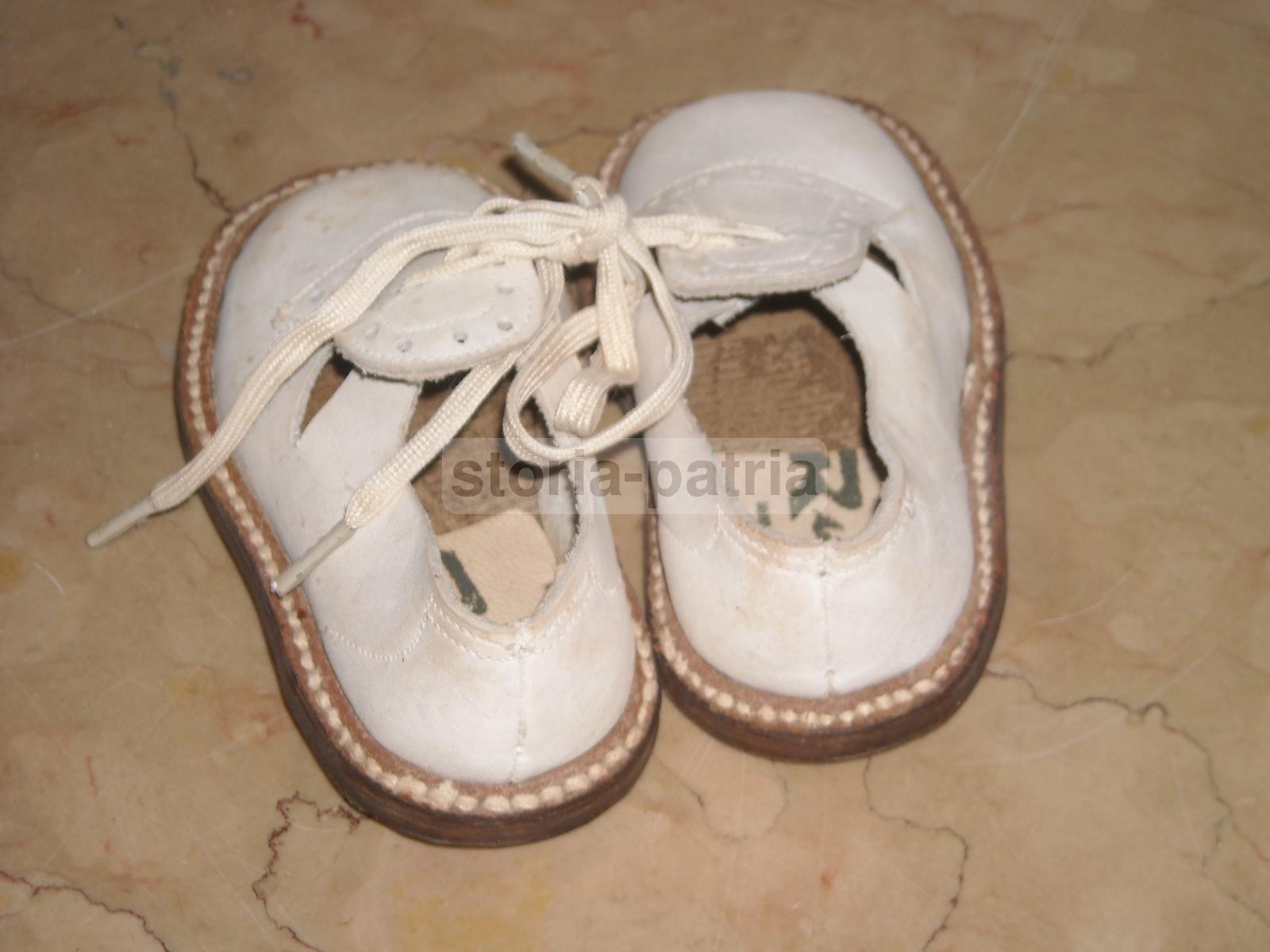 Abbigliamento Per Bambole O Bambolotti, Scarpine Da Collezione, Vintage, Utilissime immagine 8