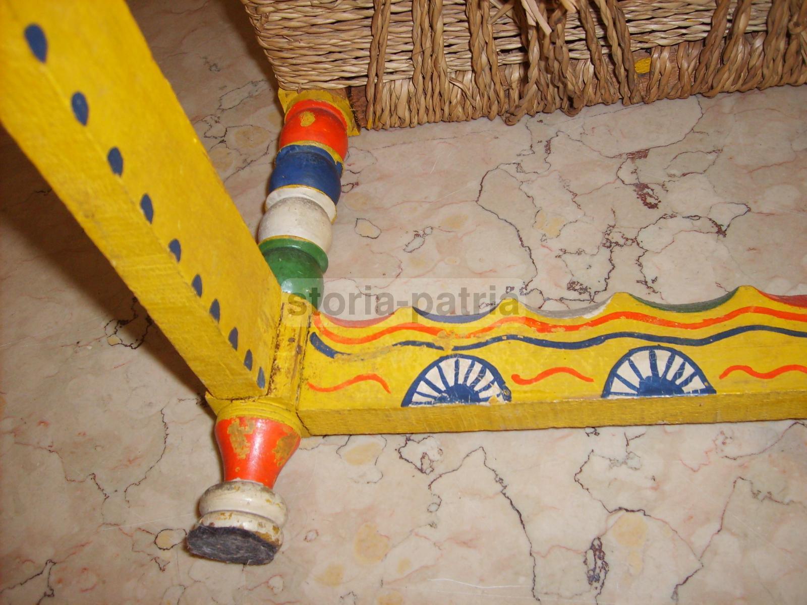 Arte Popolare Italiana, Antica Ebanisteria, Piccola Sedia Impagliata, Dipinta, Bella immagine 12